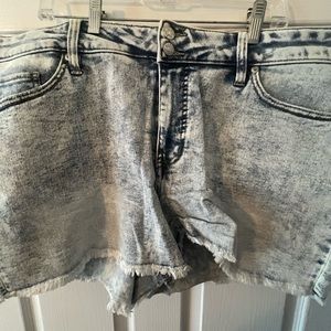 Ava & Viv Acid Wash Jean Shorts - Blue